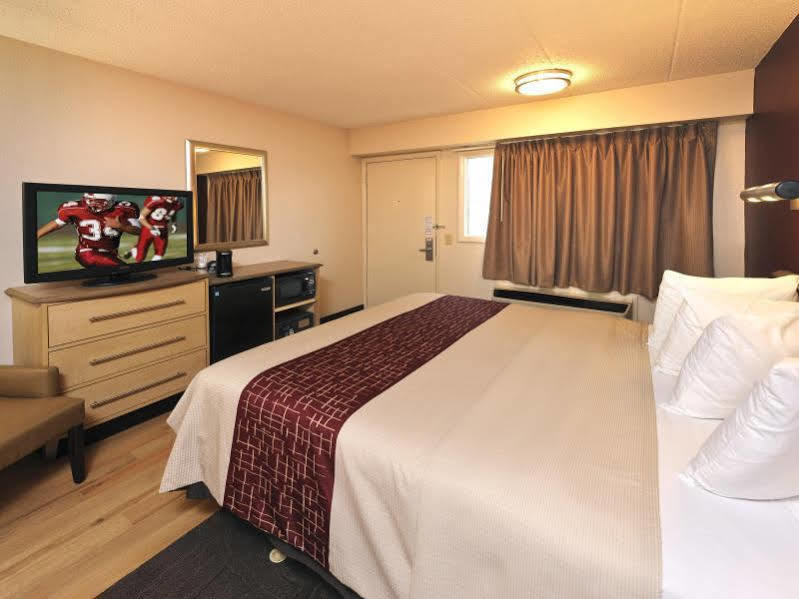 Red Roof Inn Canton Zewnętrze zdjęcie