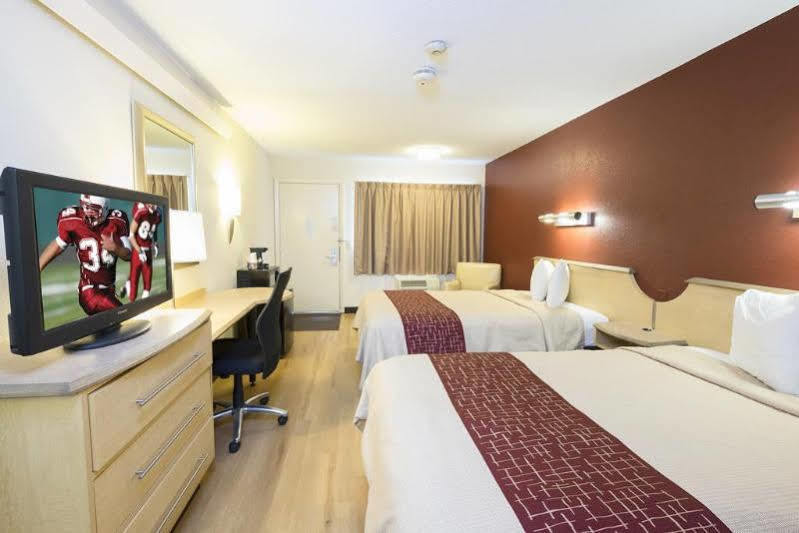 Red Roof Inn Canton Zewnętrze zdjęcie